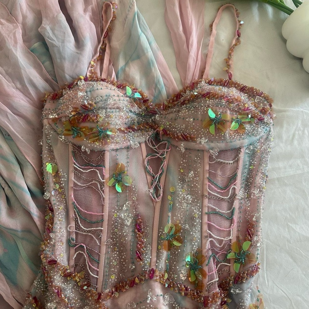 Ethereal Vintage Mermaid corset Beaded Prom Dress - Picture 4 of 8